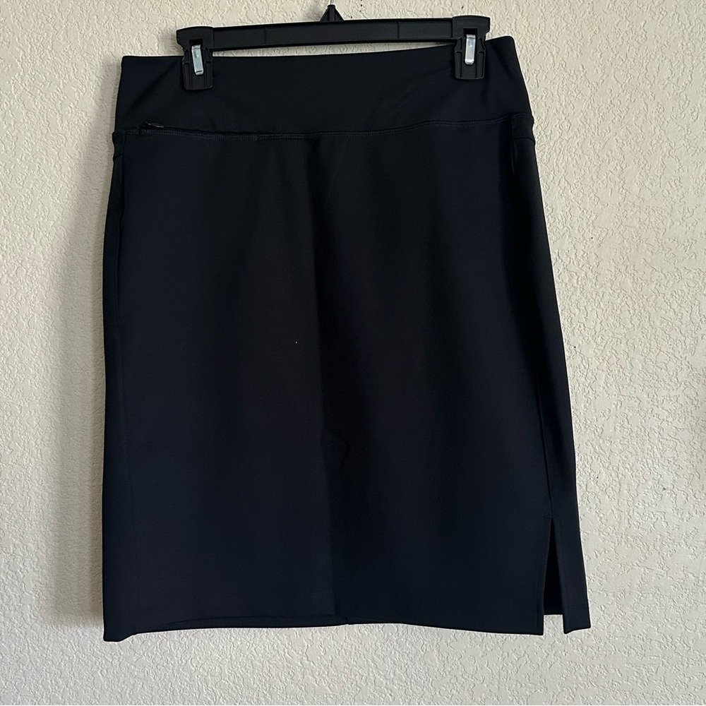 Duluth Trading Co Black Skirt